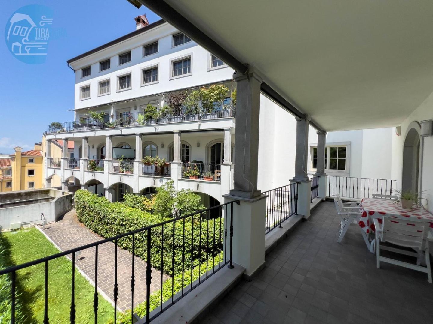 Cattedrale 5 Tirabora Short Rent Apartment Trieste Exterior photo